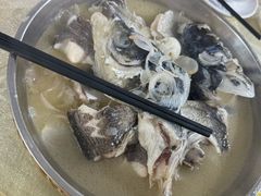 -红旗山庄(圭峰山店)