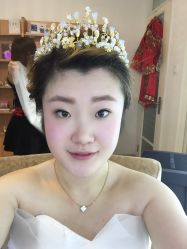 -红馆妆造(中央大街店)