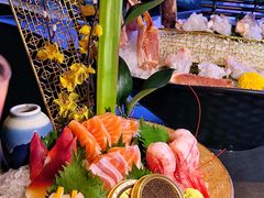 -蟹犇前•帝王蟹雪蟹(陆家嘴店)