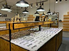 -罗伯特眼镜·蔡司官方授权(罗湖国贸店)