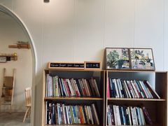 -花苑里咖啡(威远店)