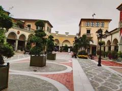 -佛罗伦萨小镇广佛名品奥特莱斯(疏港路店)