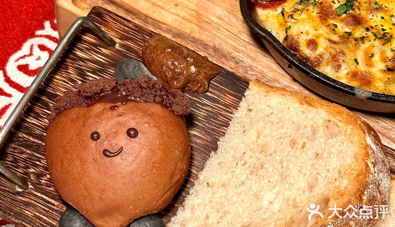 西湖边!室内圣诞树森林🌲好拍还不冷!!