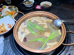 -一善菌·云南菌汤·云南菜(银泰城店)