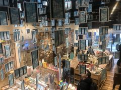 -猫的天空之城概念书店(杭州南宋御街店)