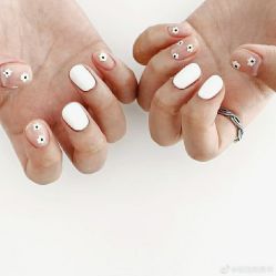 -悦指间美甲美睫