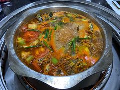 -苗家恒灵酸汤鱼-跳水牛肉连锁店(凯里总店)