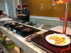 自助取餐区-希尔顿欢朋餐厅