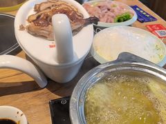 -龙聚德北京烤鸭(沙坪坝华宇A馆店)