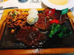 -豪客来牛排(中央花苑店)