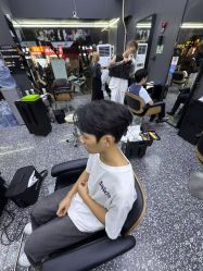 -藤野造型专业烫染接发