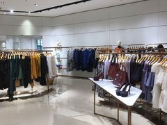 -王府井奥莱临潼小镇(临潼店)