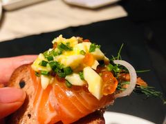 温热烟熏三文鱼-壳里西餐厅Coquille Seafood Bistro(蒙自路店)