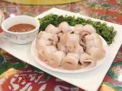 -闯关东东北农家菜(崂山石老人店)