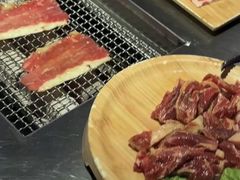 -马路牙子烧烤音乐酒馆(望京店)
