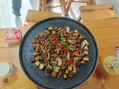 -老周炒拨拉(甘州总店)