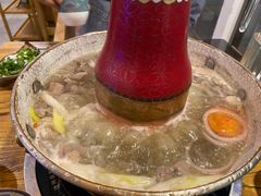 -毛辣果·贵州红酸汤牛肉火锅(西单店)