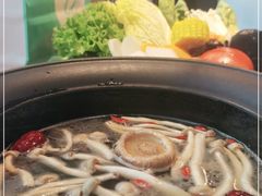 -呷哺呷哺(松北万象汇店)
