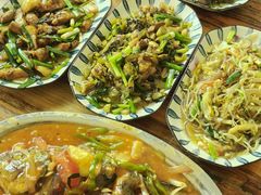 -灵山卢梅燕粉店