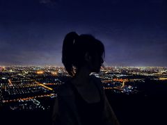 -鬼笑石后山停车场