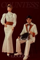 -雪中彩影婚纱摄影·微光艺术中心