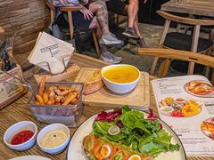 -Common Table · Brunch & Coffee