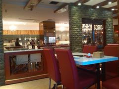 大堂-泉福居酱骨头自助广场(南大街商业步行街店)