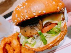 -The Habit Burger Grill 哈比特汉堡(爱琴海店)