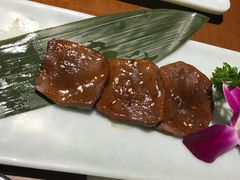 厚切牛舌-魔丼屋(日月光店)