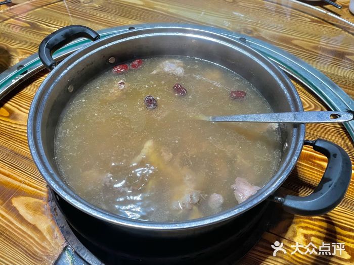 原汁原味驴庄(长岭村店)药膳驴骨腩锅底图片