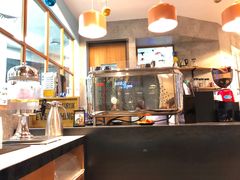 -Dough&Joe团憩(瑞虹天地月亮湾店)