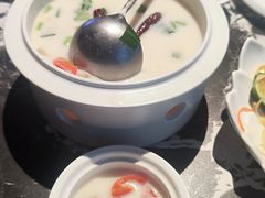 椰香鸡汤-食肆&Fourteen(武林夜市店)