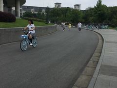 -公益图书馆(江南大学店)