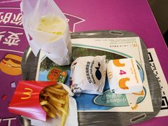 -麦当劳(金山红星美凯龙DT店)