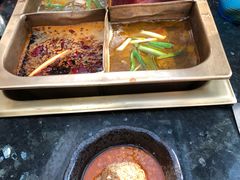 鸳鸯锅底-王家渡火锅店(棕榈泉店)