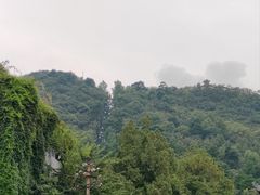 -黔灵山公园-南门售票处