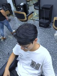 -藤野造型专业烫染接发