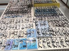 -J-Optical佳视明眼镜·蔡司视觉(青岛金茂览秀城店)