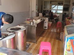 -荆楚任氏锅盔(紫阳路店)