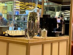 -大中华希尔顿酒店-念自助餐·嗨啤·小龙虾
