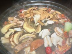 -芸鲜季·云南野生菌餐厅· 云南风物味研社(闵行店)