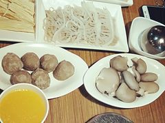 -傣妹火锅(南京东路一店)