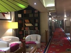 -喜鹊愉家酒店(郑州曼哈顿博览中心地铁站店)