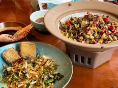 -魏铭鱼头捞饭(晋阳路店)