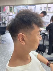 点击看大图 -VS接发潮牌