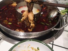 -蛙两只美蛙鱼头火锅(恒茂店)