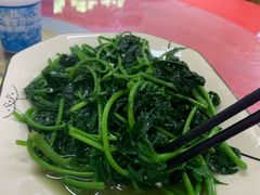-银峰农庄·特色烧鸡·鲜无花果浸鸡