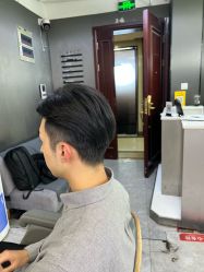 -藤野造型烫发染发