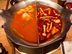 台式麻辣锅-湊湊火锅·茶憩(杭州湖滨银泰in77店)