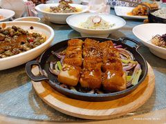 石锅香芋-侬佳蒸菜馆(听潮店)